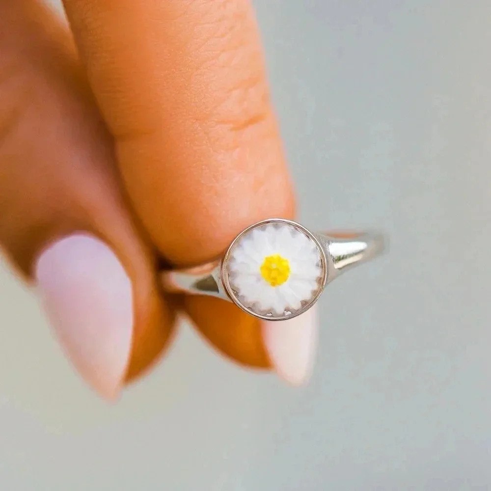 PURA VIDA MEADOW SIGNET RING - Picture 2 of 2